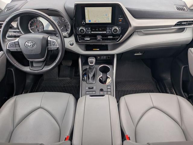2024 Toyota HIGHLANDER XLE