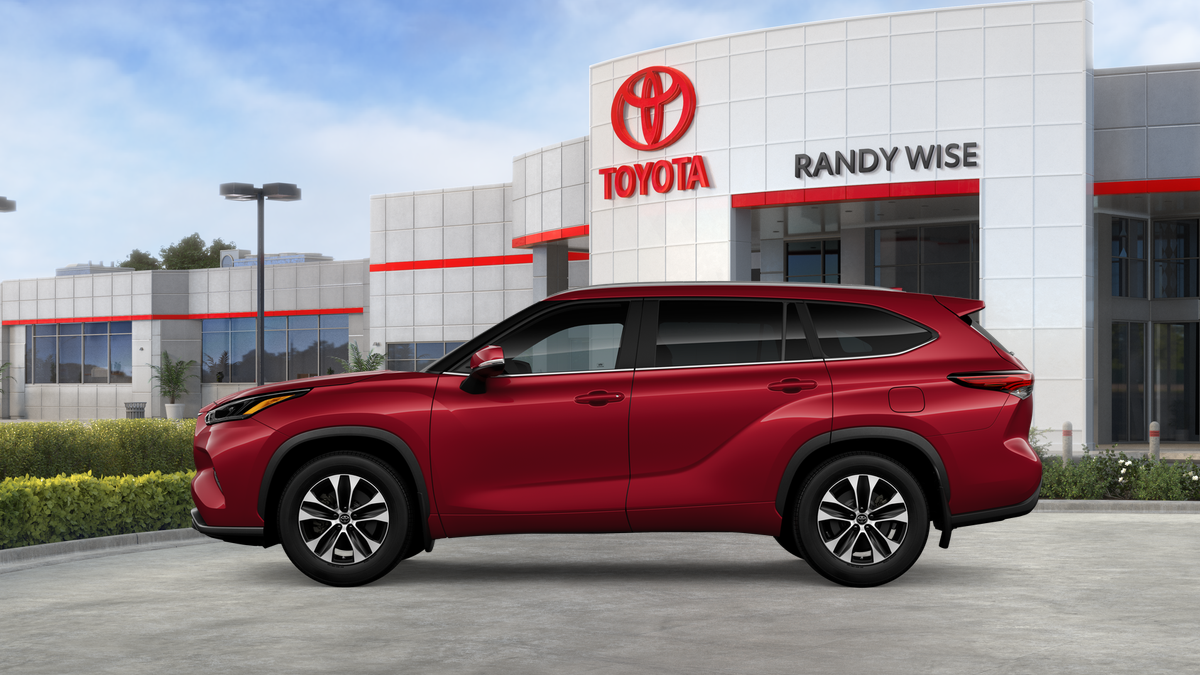 2026 Toyota Highlander XLE