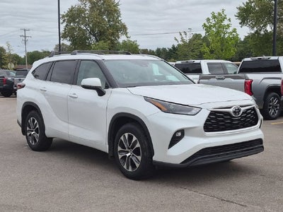 2024 Toyota Highlander XLE