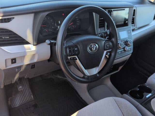 2015 Toyota SIENNA LE 3.5L LE 8 Passenger