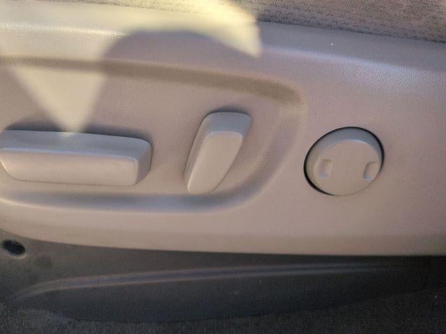 2015 Toyota SIENNA LE 3.5L LE 8 Passenger