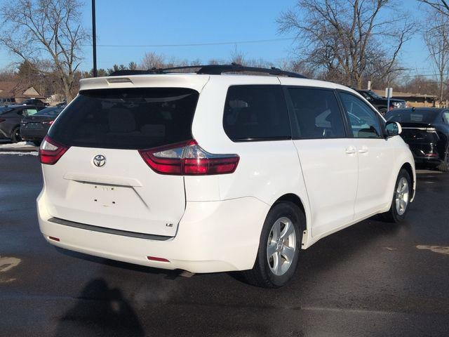 2015 Toyota SIENNA LE 3.5L LE 8 Passenger