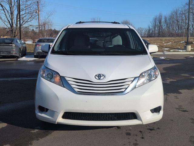 2015 Toyota SIENNA LE 3.5L LE 8 Passenger