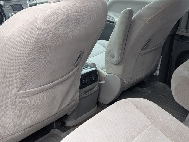 2018 Toyota SIENNA LE 3.5L LE 8 Passenger