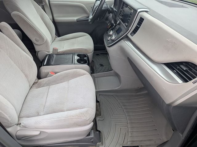 2018 Toyota SIENNA LE 3.5L LE 8 Passenger