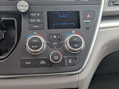 2018 Toyota SIENNA LE 3.5L LE 8 Passenger