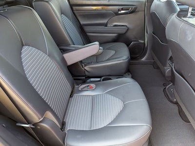 2021 Toyota HIGHLANDER XSE