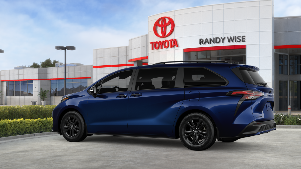 2026 Toyota Sienna XSE