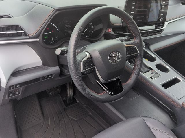 2023 Toyota SIENNA XSE AWD XSE
