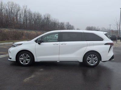 2023 Toyota SIENNA XSE AWD XSE