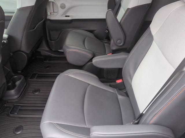 2023 Toyota SIENNA XSE AWD XSE