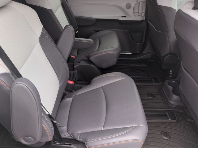 2023 Toyota SIENNA XSE AWD XSE