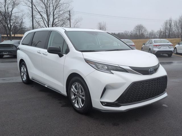 2023 Toyota SIENNA XSE AWD XSE