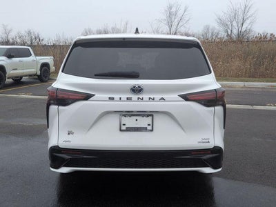 2023 Toyota SIENNA XSE AWD XSE
