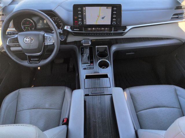 2022 Toyota Sienna Limited 7 Passenger