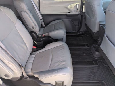 2022 Toyota Sienna Limited 7 Passenger