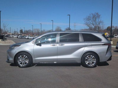 2022 Toyota SIENNA LTD AWD Limited 7 Passenger