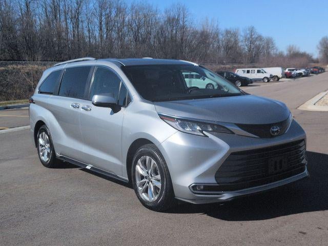 2022 Toyota SIENNA LTD AWD Limited 7 Passenger
