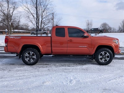 2017 Toyota TACOMA TRD SPORT SR5 V6