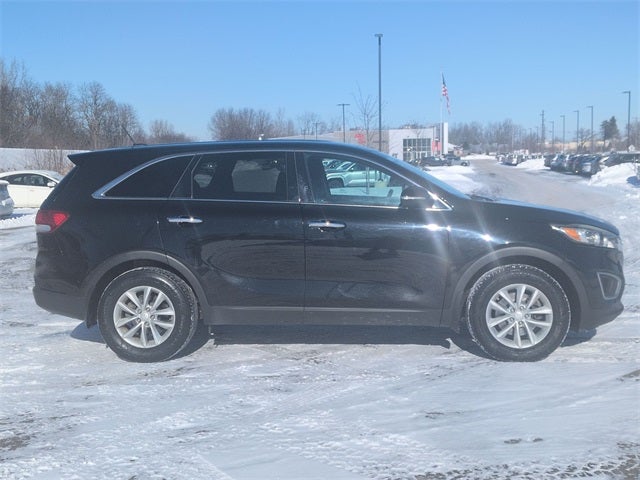 2017 Kia Sorento L