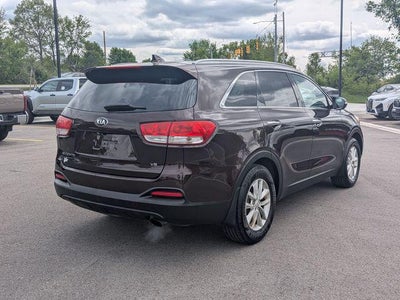 2016 Kia Sorento LX