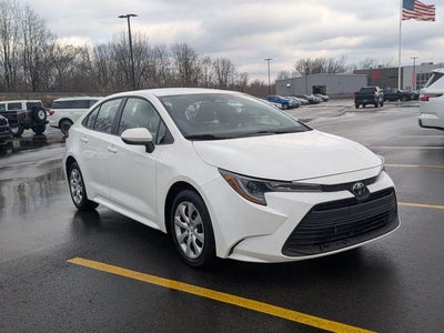 2025 Toyota COROLLA LE