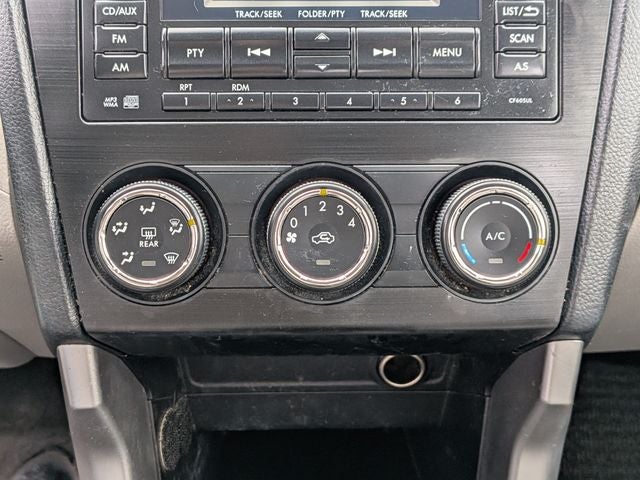 2015 Subaru Forester 2.5i