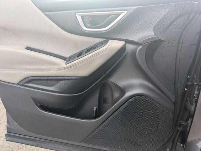 2023 Subaru Forester Base