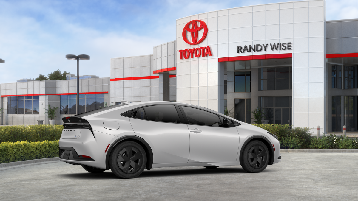 2025 Toyota Prius Plug-in Hybrid SE