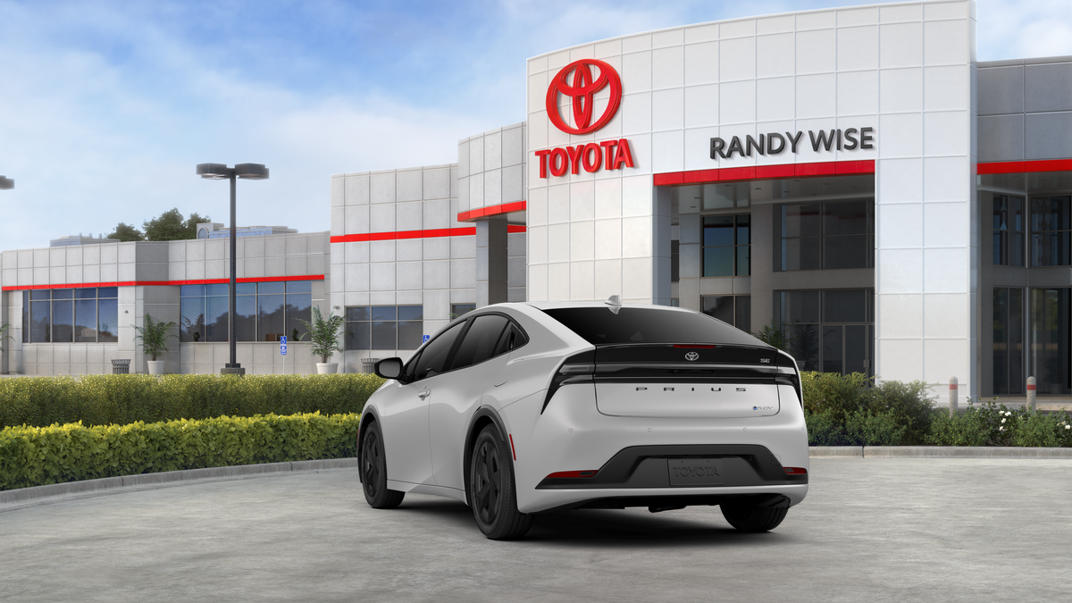 2025 Toyota Prius Plug-in Hybrid SE