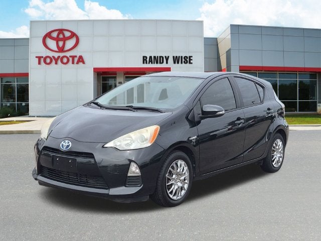 2013 Toyota PRIUS c Two