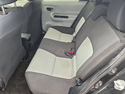 2013 Toyota PRIUS c Two