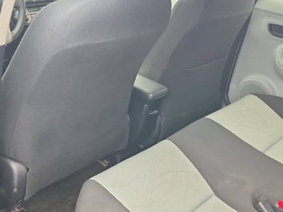 2013 Toyota PRIUS c Two