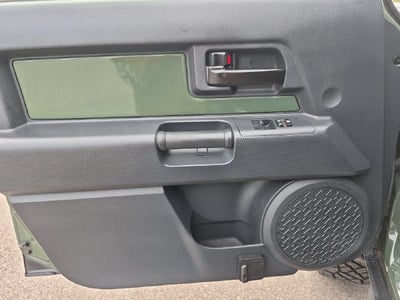 2013 Toyota FJ CRUISER Base