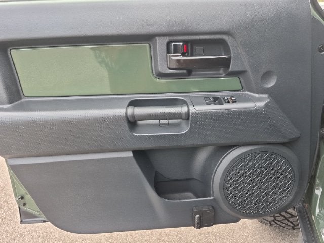 2013 Toyota FJ CRUISER Base