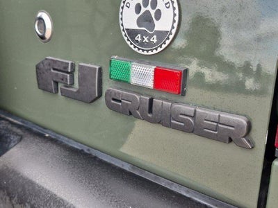 2013 Toyota FJ CRUISER Base