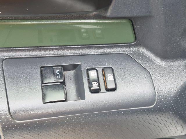 2013 Toyota FJ CRUISER Base