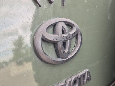 2013 Toyota FJ CRUISER Base