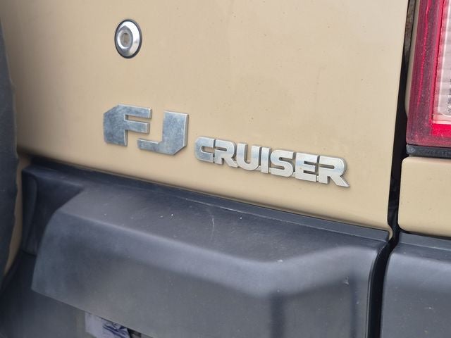 2011 Toyota FJ CRUISER Base