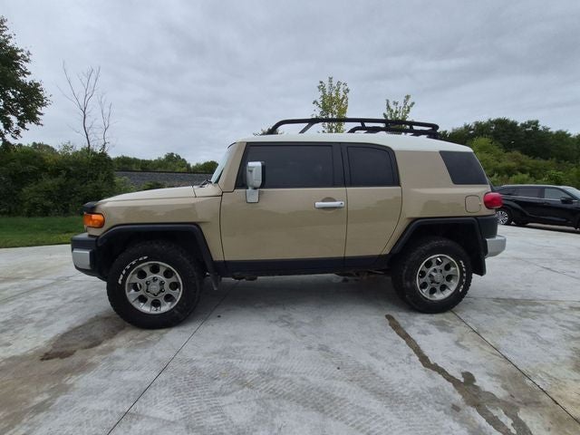 2011 Toyota FJ CRUISER Base