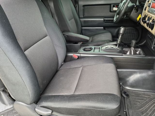 2011 Toyota FJ CRUISER Base