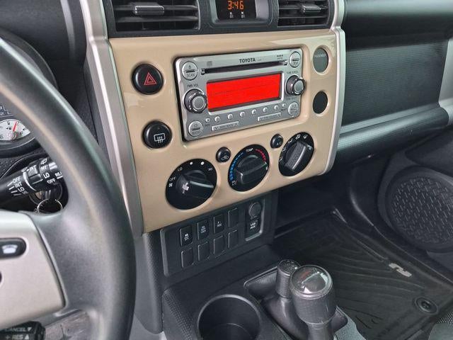 2011 Toyota FJ CRUISER Base