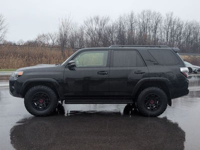 2022 Toyota 4RUNNER TRD Off-Road Premium