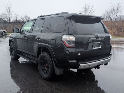 2022 Toyota 4RUNNER TRD Off-Road Premium