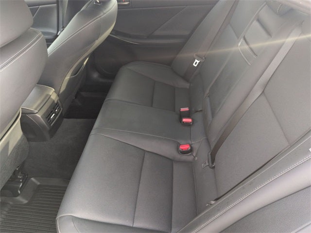 2023 Lexus IS 300 300