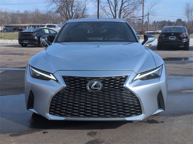 2023 Lexus IS 300 300