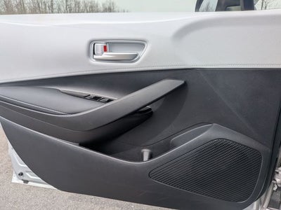 2025 Toyota COROLLA HATCHBACK SE