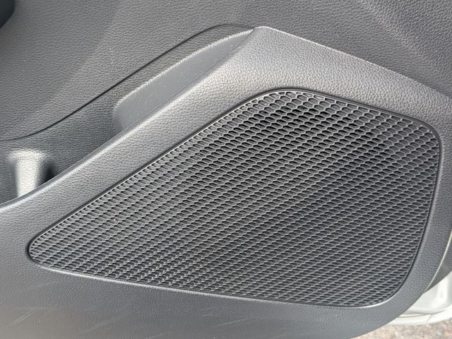 2025 Toyota COROLLA HATCHBACK SE