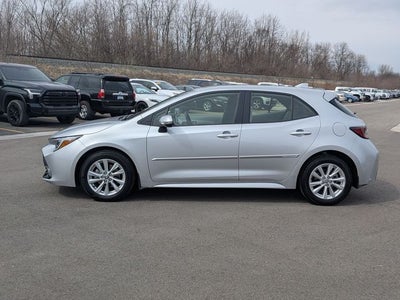 2025 Toyota COROLLA HATCHBACK SE