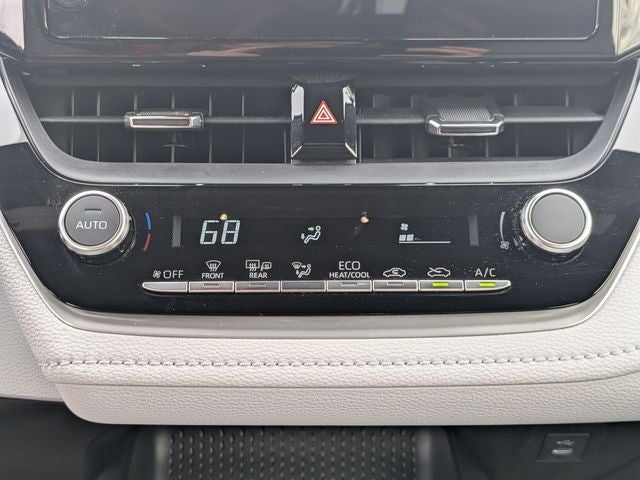 2025 Toyota COROLLA HATCHBACK SE